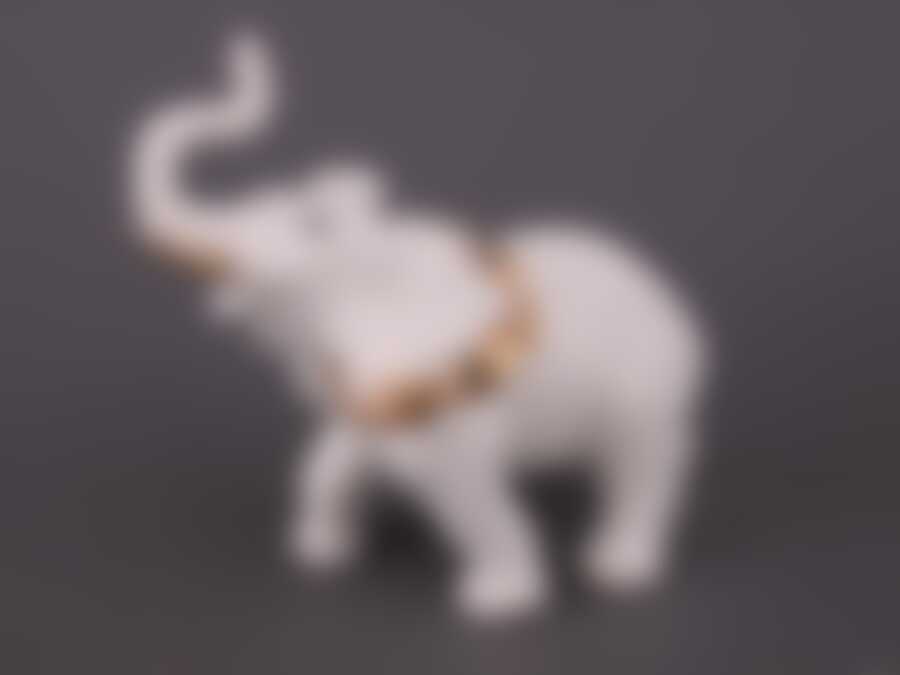 Сувенир "СЛОН БЕЛЫЙ" высота 12 см, диаметр 13 см крас.карт.уп