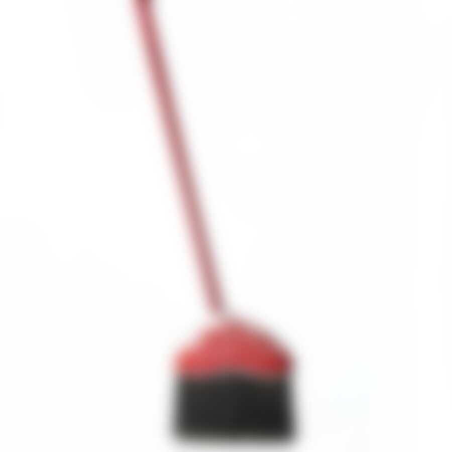 Веник "Камелия" с черенком, жесткий (красный)