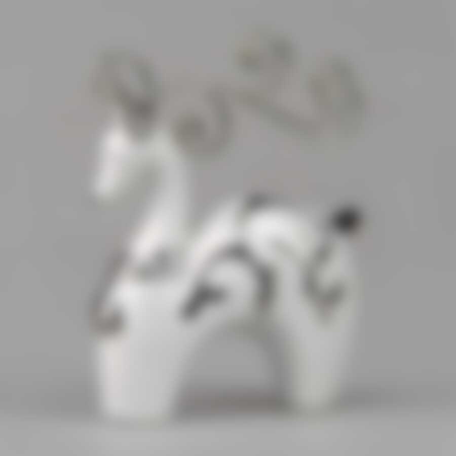 Фигурка декоративная House & Holder "Олень", длина 12 см