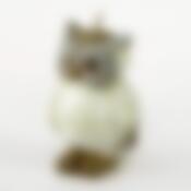 Свеча декоративная House & Holder "Сова", цвет: оливковый, белый, высота 10,5 см