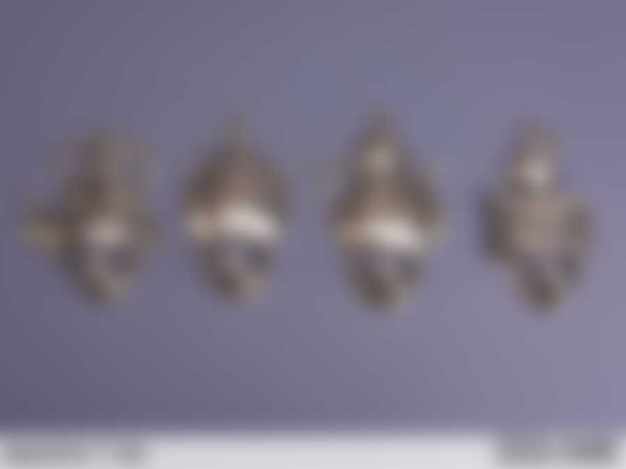 Набор настенных крючков "ЧАЙНИКИ" из 4 шт.высота=7,8,9 см.