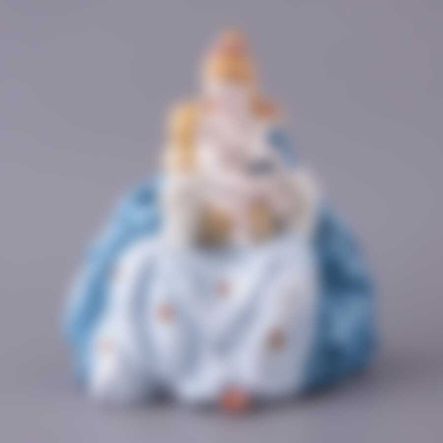 Статуэтка "ДАМА С РЕБЕНКОМ" высота=23 см.