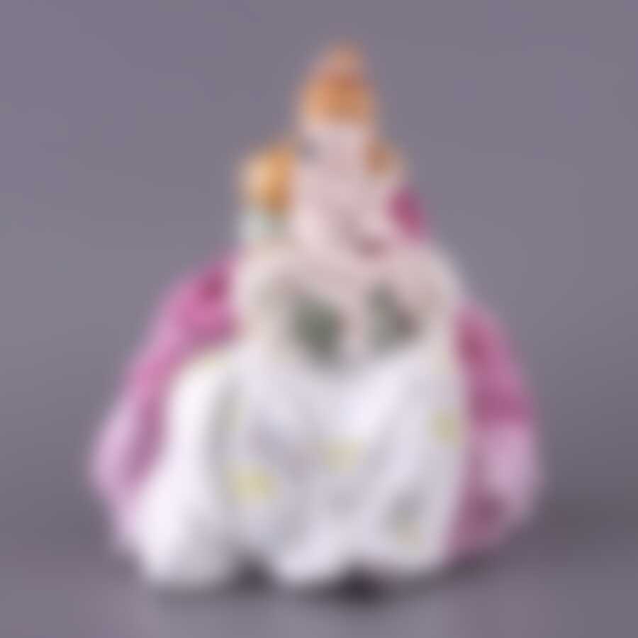 Статуэтка "ДАМА С РЕБЕНКОМ" высота=24 см.