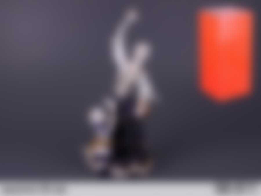 Статуэтка "ДАМА С ДЕВОЧКОЙ" высота=33 см.