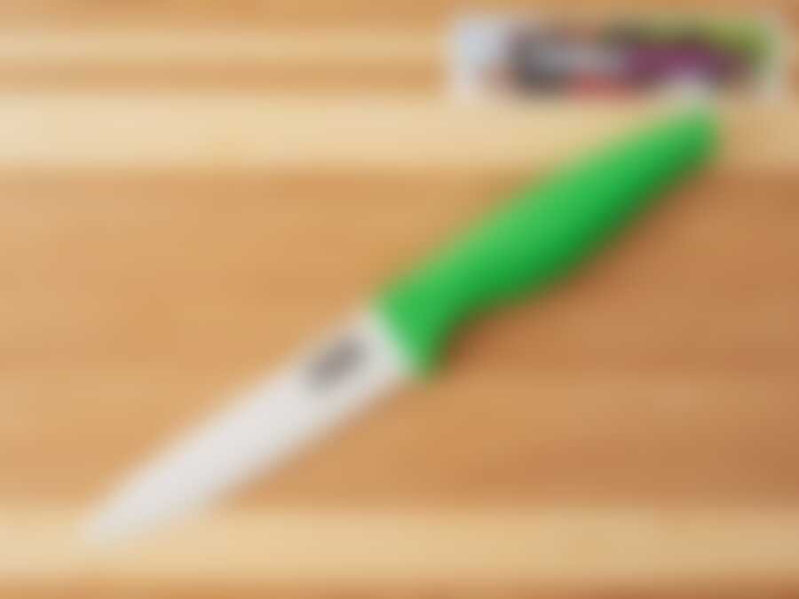 Нож керамический (5 дюймов), белое лезвие (12,5*2,5*0,2см) рукоятка зеленая (12*3*2см) (подарочная упаковка)