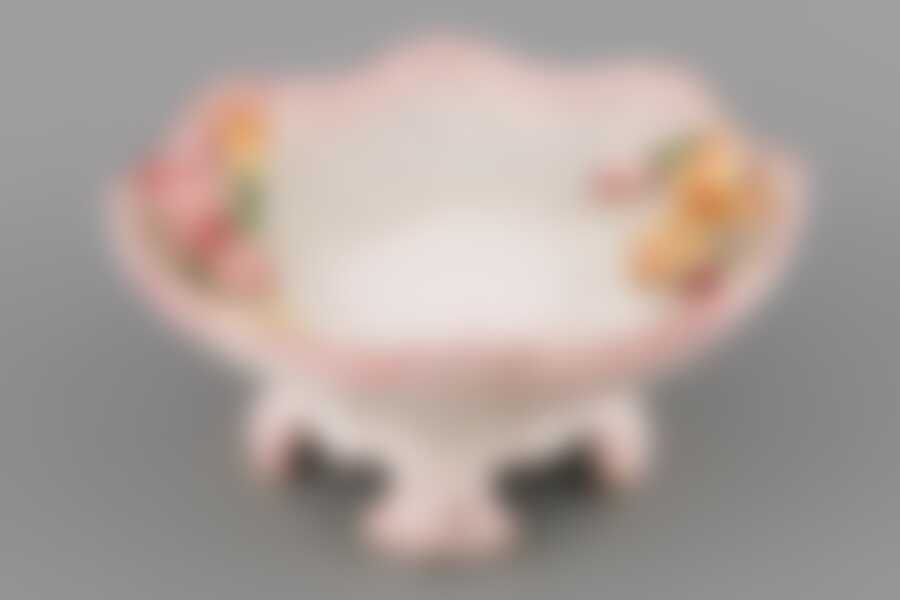 Изделие декоративное 30*30*14 см.