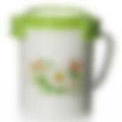 Кружка с крышкой "Ромашки", объем 0,6 л