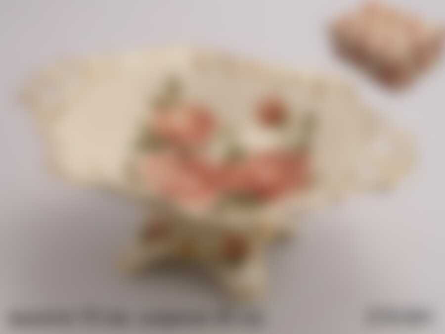 Фруктовница на ножке "КОРЕЙСКАЯ РОЗА"