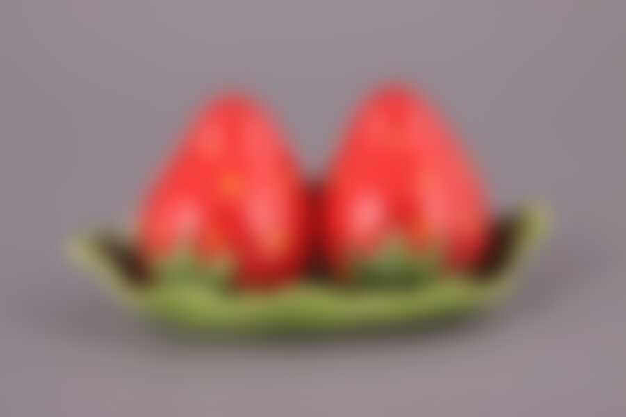 Набор специй 2 пр."КЛУБНИКА" на подставке 16*8 см.высота=8 см.